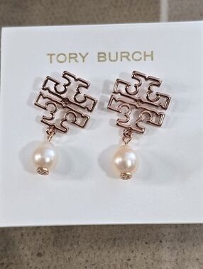 Tory Burch Rose Gold Logo Drop Earrings with Cream Pearls